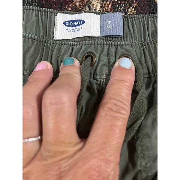 Old Navy olive green joggers (5T) - Picture 4 of 6